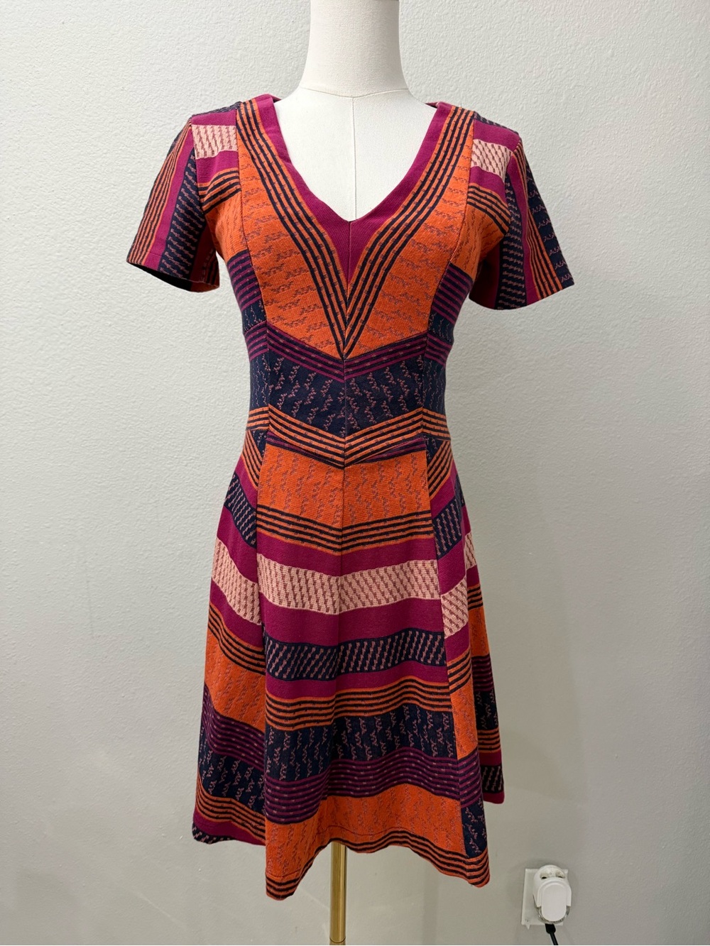 Anthropologie NWT HD in Paris Burbank knit dress XSP Fit & Flare - Picture 2 of 5